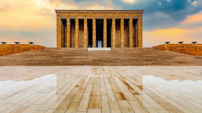 Tarihin Kalbine Yolculuk: Anıtkabir'den Tarihi Beypazarı Sokaklarına