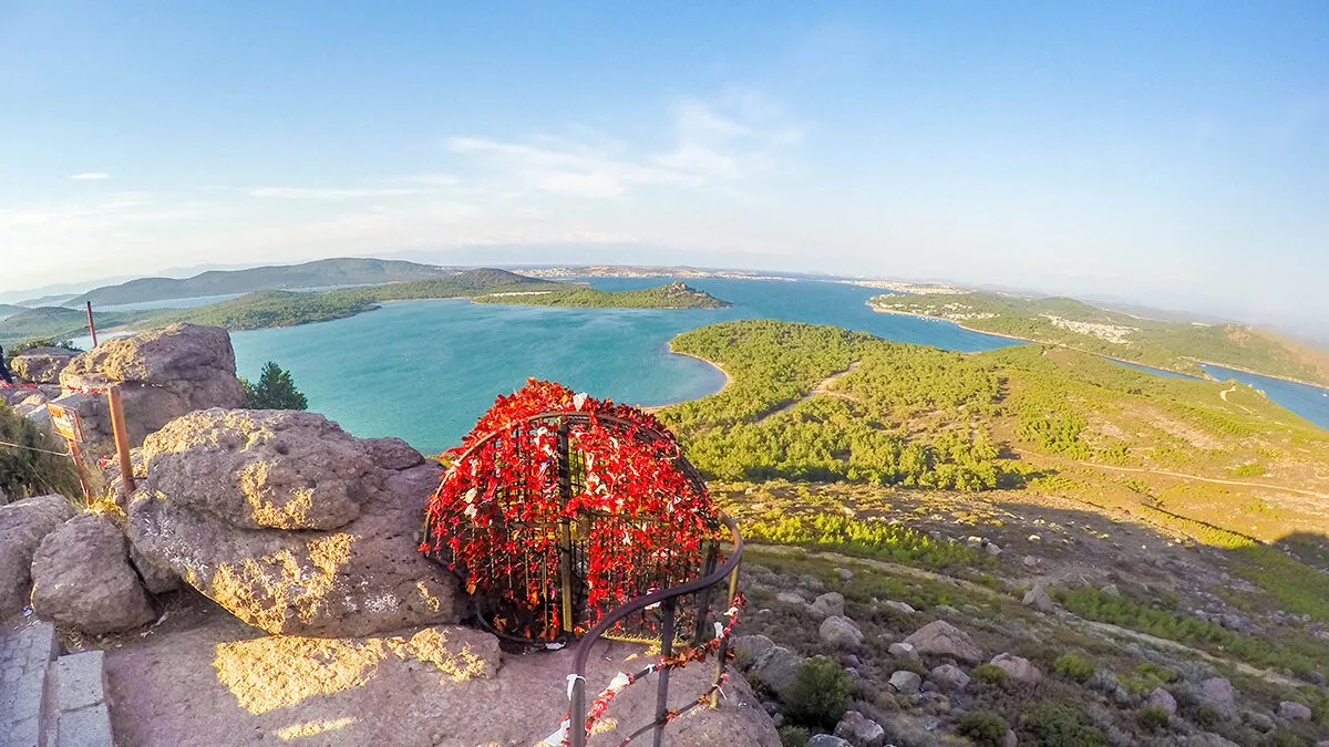 Şeytan Sofrası, Yeniçarohori, Ayvalık Sokakları & Cunda Adası Turu |  Granikos Travel